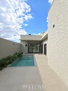 <strong>CASA CONTEMPORÂNEA COM PISCINA E SUÍTE COM CLOSET</strong>