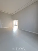 <strong>CASA CONTEMPORÂNEA COM PISCINA E SUÍTE COM CLOSET</strong>