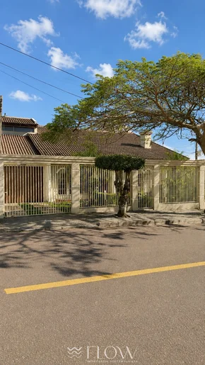 Casa Com Piscina Coberta E Edícula - órfãs