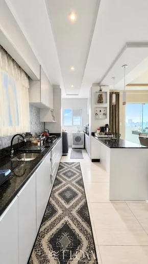 Apartamento Semi Mobiliado No Ed. Montpelier