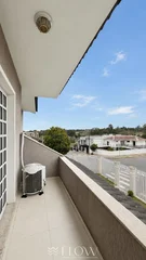 CASA DE ESQUINA COM 4 QUARTOS E EDÍCULA - Foto 4