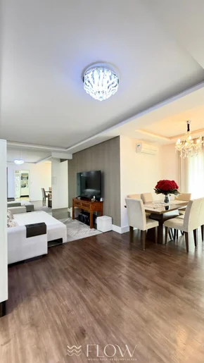 Apartamento Com 2 Quartos E 2 Vagas De Garagem