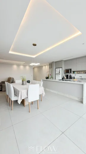 Apartamento De Alto Padrão Com 3 Suítes E 2 Vagas