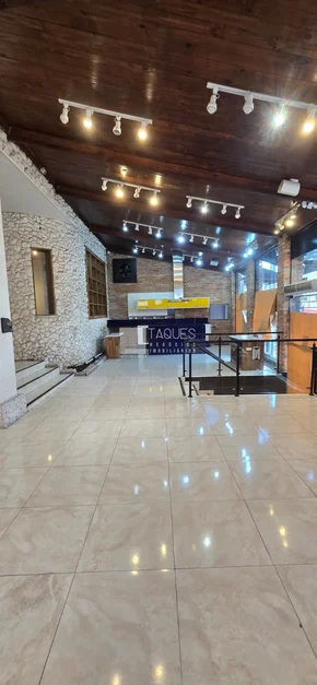 Casa Comercial Centro De Ponta Grossa / Para Locaçâo