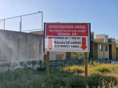 <strong>Terreno Comercial à venda - Frente CEFET</strong>
