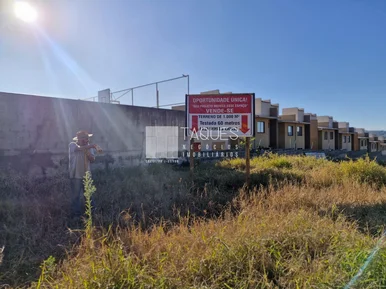 Terreno Comercial à Venda - Frente Cefet