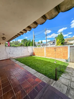 Casa à Venda  Excelente Para Investidores