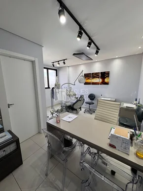 Sala Comercial à Venda - Edificio Manhattam - Centro