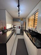 <strong>Sobrado Triplex à Venda - Jardim Carvalho - 165m2</strong>