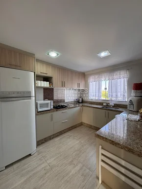 Sobrado Triplex à Venda - Oficinas