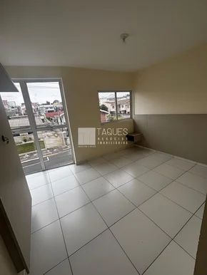 Apartamento à Venda / Jardim Carvalho