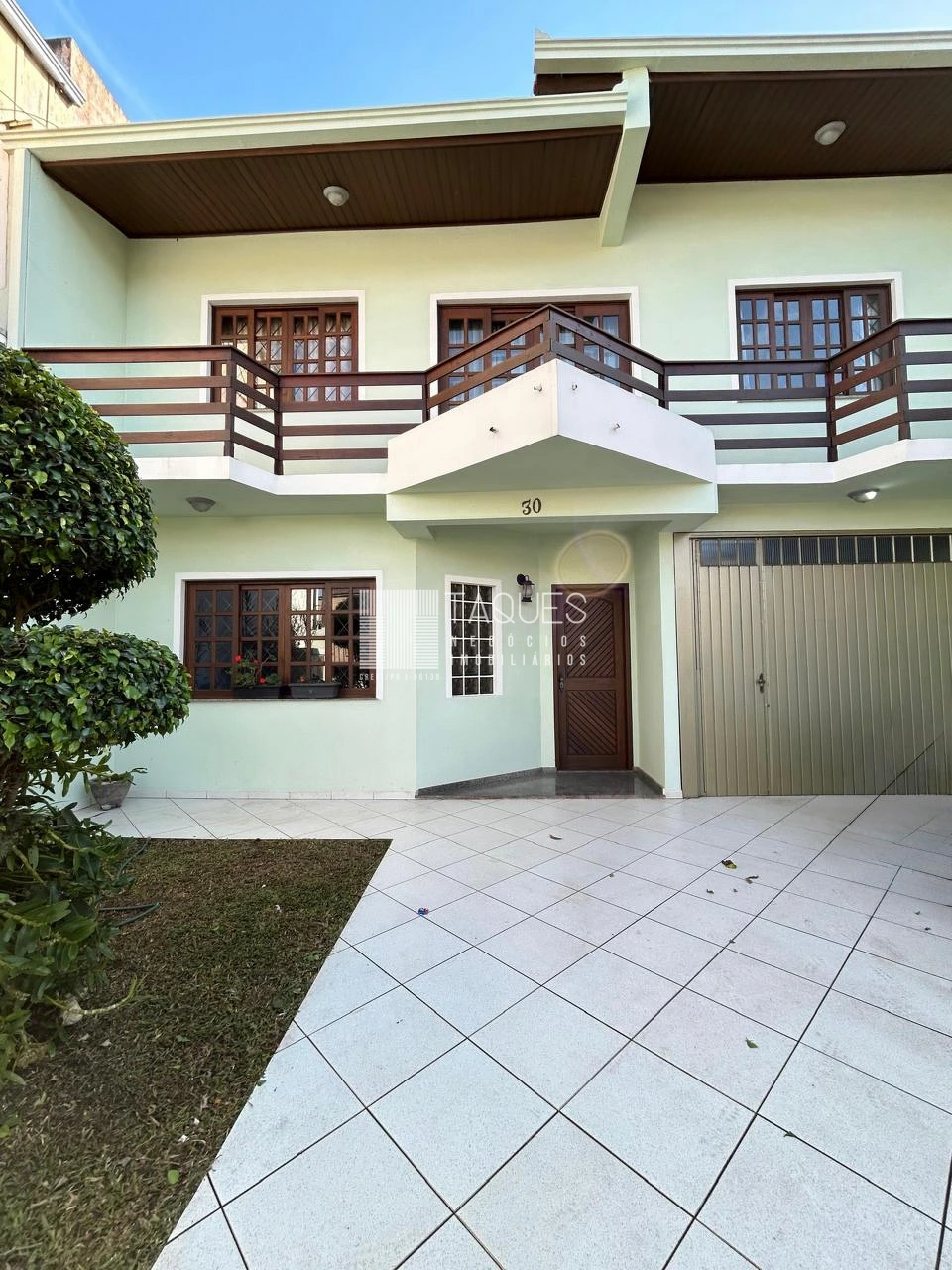 Casa à Venda Comercial / Residencial