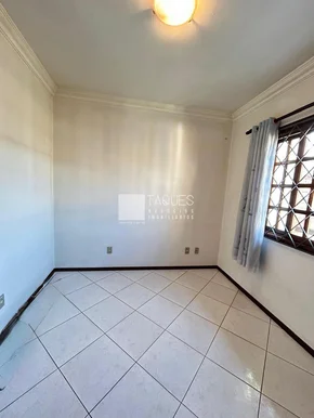 Casa à Venda Comercial / Residencial