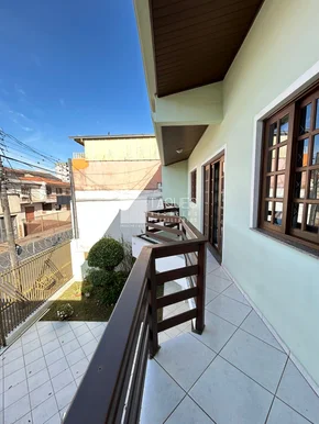 Casa à Venda Comercial / Residencial