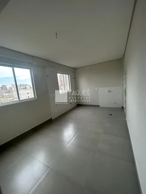 Apartamento à Venda Ed Rio Amstel / Perto Uepg Centro