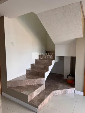 Sobrado à Venda - Estrela - 140m2