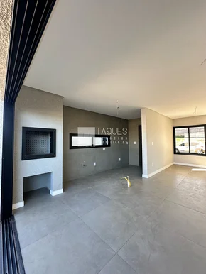 Casa à Venda - Condomínio Fechado Jardim Canaã