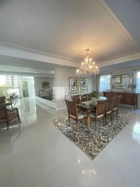 Casa De Alto  Padrão à Venda Em Cond. Fechado