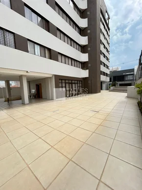 Apartamento à Venda No Centro De Pg