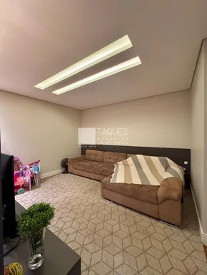 Apartamento De Alto Padrão à Venda / Analisa Permuta