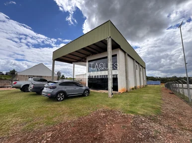 <strong>Área no Distrito Industrial / 28.000m²</strong>