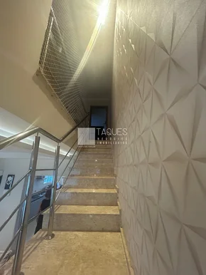 Sobrado à Venda -oficinas