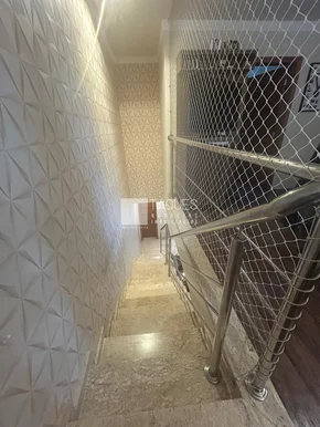 Sobrado à Venda -oficinas