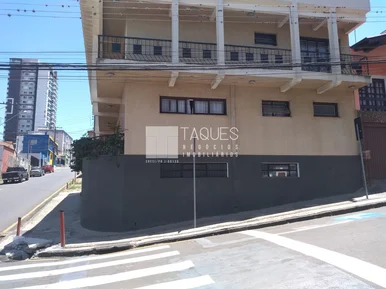 Casa à Venda  Residencial/ Comercial