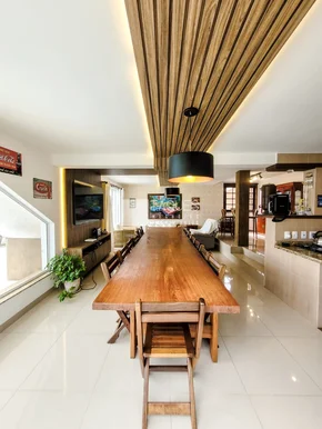 Casa à Venda / B: Estrela