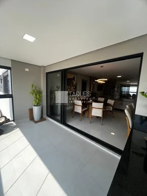 Apartamento à Venda  De Alto Padrão / Estrela