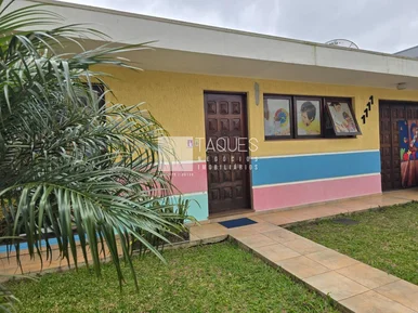 Casa Comercial à Venda