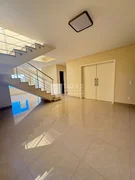 <strong>CASA EM COND. FECHADO PARA LOCAÇÃO</strong>