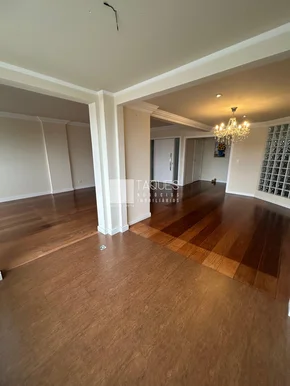 <strong>Apartamento à venda</strong>