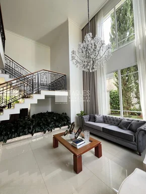 Casa De Alto Padrão Em Cond. Fechado