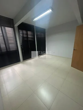 Sala Comercial à Venda Excelente Localização