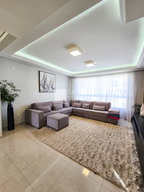 Casa à Venda Em Cond. Colina Dos Frades