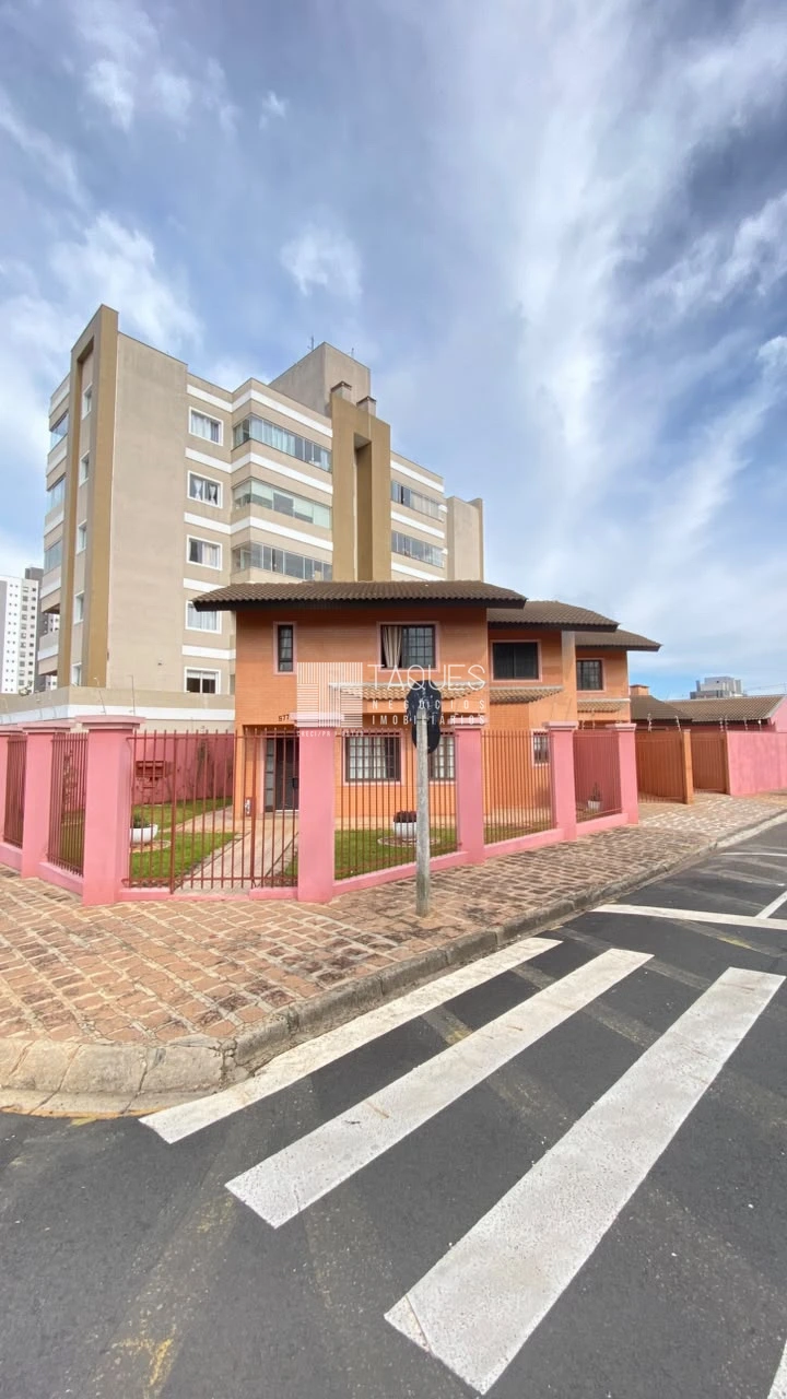 Imóvel à Venda Residencial / Comercial