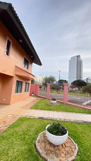 Imóvel à Venda Residencial / Comercial
