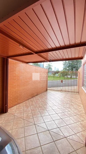 Imóvel à Venda Residencial / Comercial