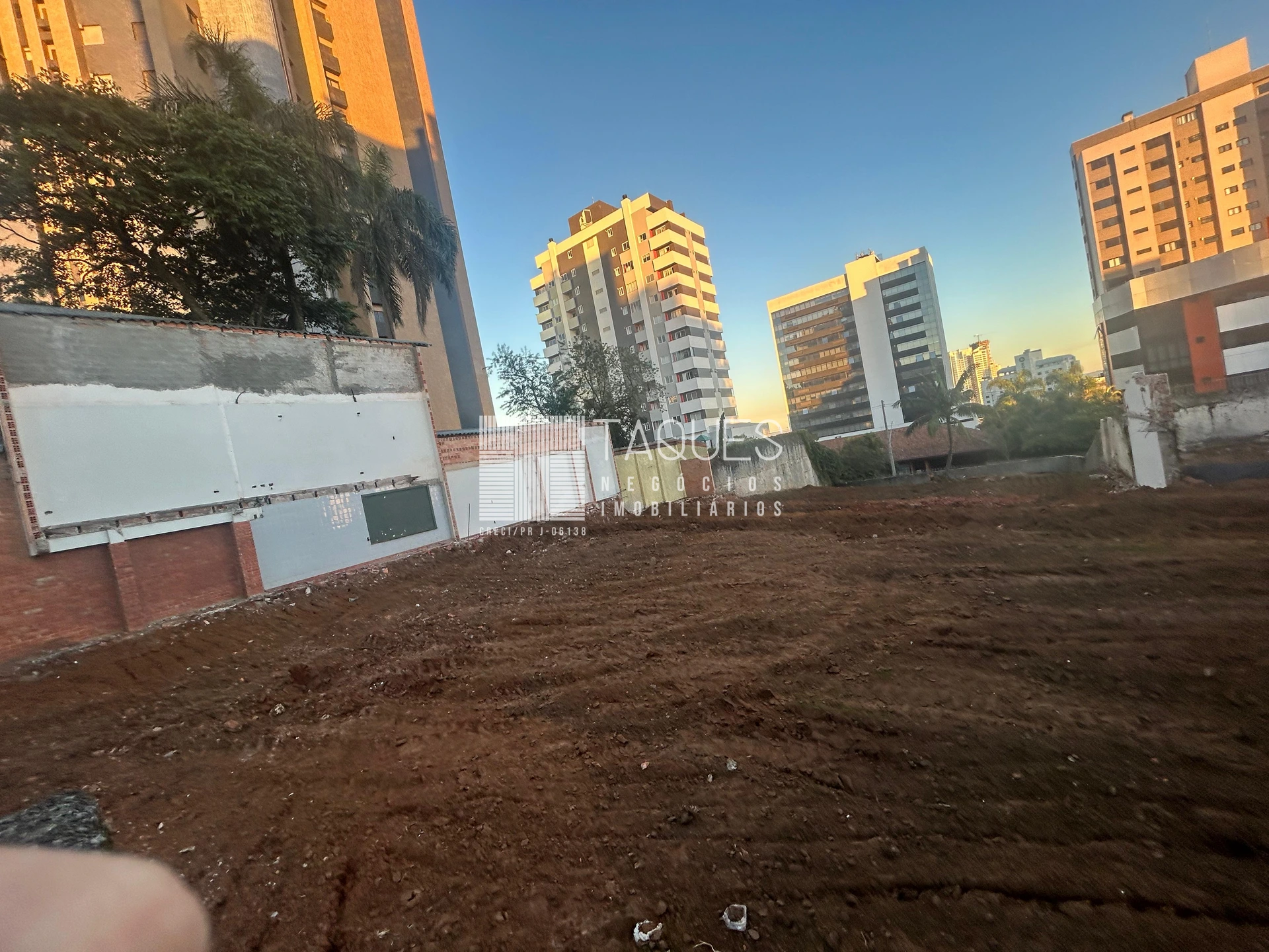 Terreno Comercial / Próximo Inovare