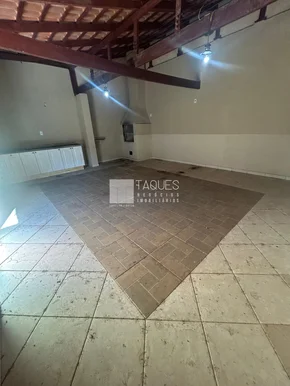 Casa Térrea à Venda / Estrela