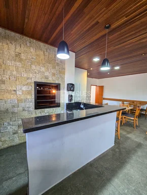 Casa De Alto Padrâo à Venda Em Cond. Fechado