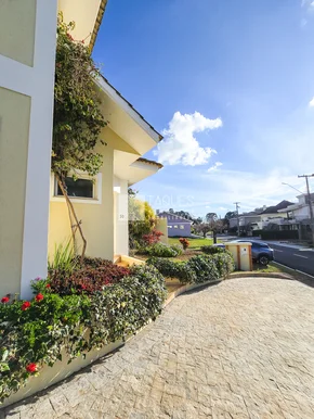 Casa à Venda Con. Colina Dos Frades