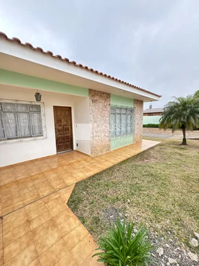 Casa à Venda - Residencial / Comercial