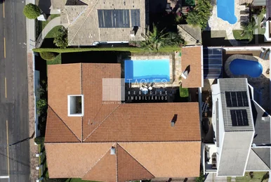Casa Térrea à Venda / Estrela