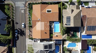 Casa Térrea à Venda / Estrela