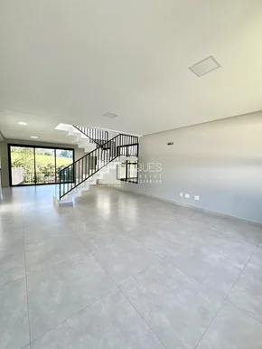 Casa De Alto Padrão Cond. Vale Dos Vinhedos