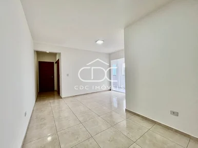 ótimo Apartamento Semimobiliado Central