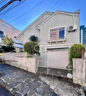 Excelente Casa Comercial Central