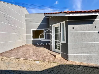 ótima Casa Em Condomínio No Uvaranas